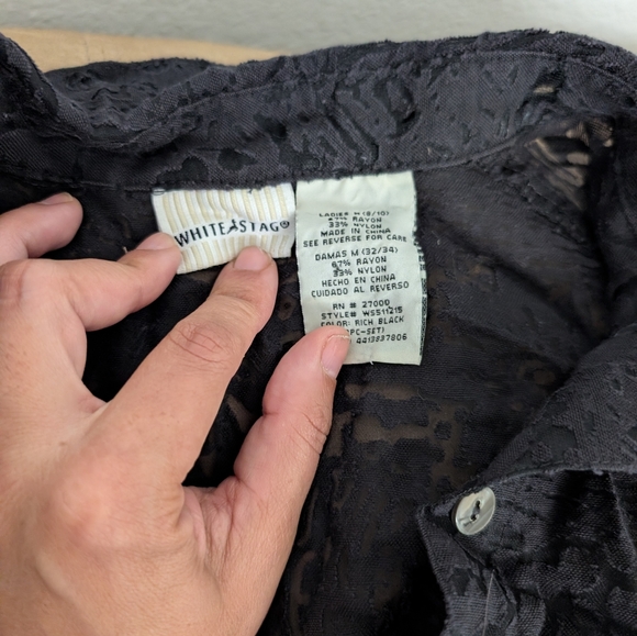 Black Lace Medium Top - Picture 4 of 4